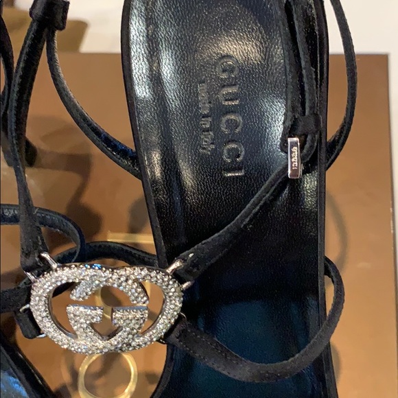 Gucci strappy heel. Crystal double G’s. Size 6M - Picture 7 of 12